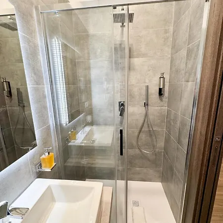 Diamond Vatican Roma