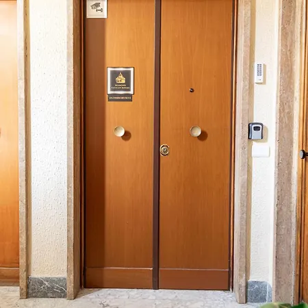 Diamond Vatican Konukevi