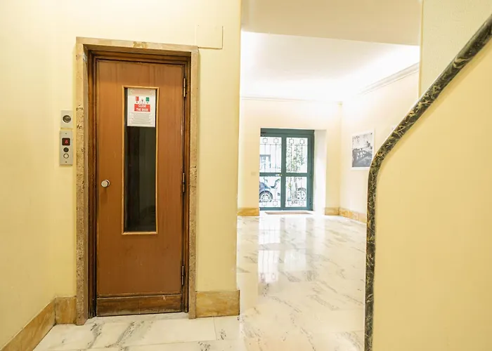 Diamond Vatican Konukevi